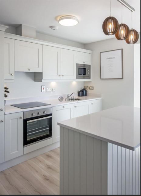 Modern Sandyford Bedroom Экстерьер фото